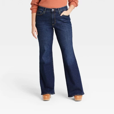 Women's High-Rise Flare Jeans - Universal Thread™ 5 Women's High-Rise Flare Jeans - Universal Thread™ - Image 3