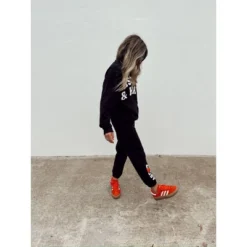 Women's Ascot + Hart Fleece Heart Graphic Pullover Sweatshirt - Black -Cheap Clad Fine Store GUEST 78458df2 490e 4dd8 a5b6 9f0fd7a3f737