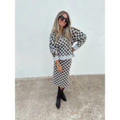 Women's Ascot + Hart Checkered Graphic Midi Skirt -Cheap Clad Fine Store GUEST a594953c e230 42b0 a7bb a6d70c79319a